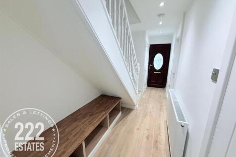 PHOTO-2025-08-28-13-58-17 (18).jpg