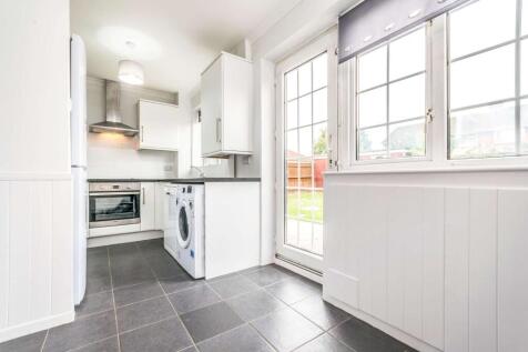 Broadwood Close, Horsham, RH12 photo 5
