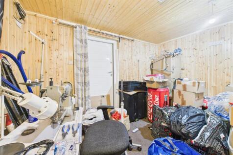 361 Two Mile Hill Road, Kingswood, Bristol BS15 1A