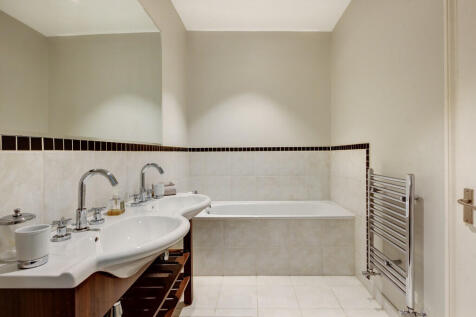 2 2 beaufort gard...