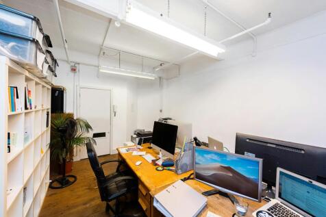 Hoxton Street Unit 13.jpg