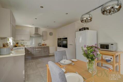 21 Wessex Grove (26)