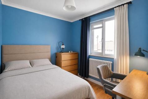 bedroom3.jpg