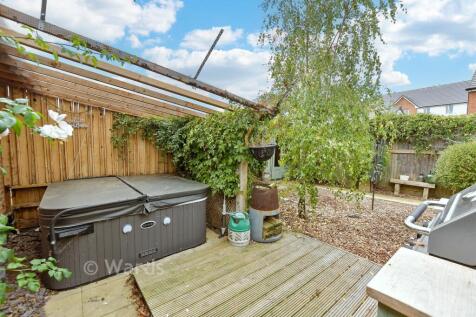 Patio / Decking