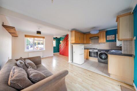 Living Room/Kitchen