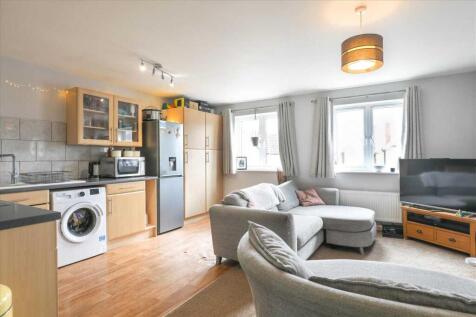 Lounge/ Kitchen