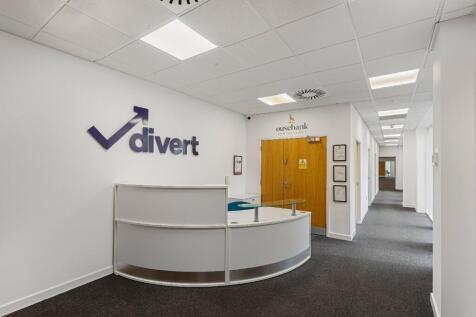 Office to rent Image 3