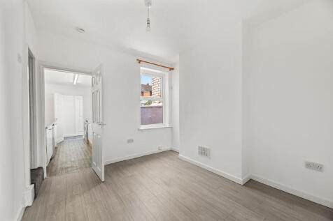Cumberland Street, Latchford photo 4