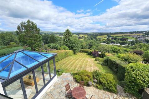 Rear Garden and View.jpg