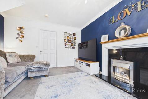 Jasmine Gardens, Castleford, West Yorkshire, WF10 photo 4