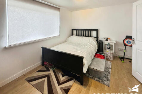 Lupin Drive, Chelmsford photo 3