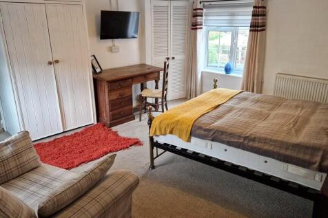 Private Bedroom