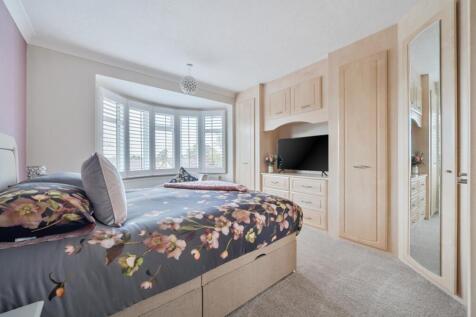 1335252-9-689fb34d863fc