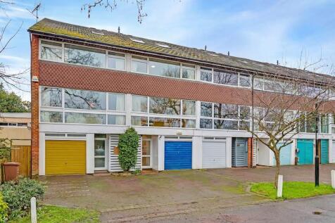 10-7832JHPRopWpen - 32 Hall Drive - 43-small.jpeg