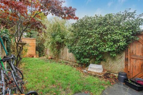 James_anderson-50_stanley_road-sw14__1_.JPG