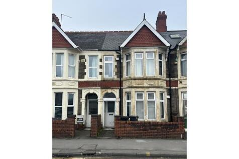 5 bedroom Terraced for sale