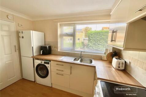 Cornford Way, Highcliffe, Dorset, BH23 photo 3