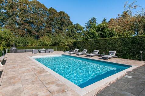 Pool &amp; Patio