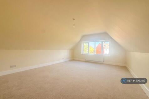 Station Road, Henlow, SG16 photo 4