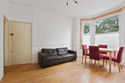 15-1559GCWT - GFF 121 Purves Road - Reception 2 -O