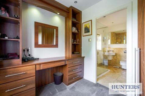 98335_62-Westgate-Guiseley  (16) - Copy_low.jpg