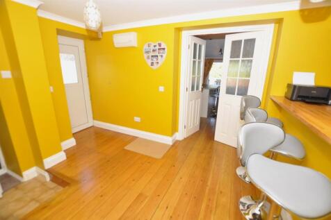 Reception Room/Bar area