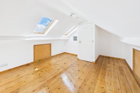 CAM02545G0-PR0486-STILL047