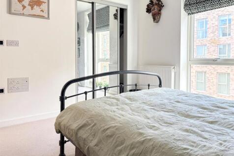 1 Bedroom, New Building, E6 For Sale by Barrain Lo