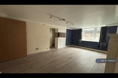 Bicester Road, Aylesbury, HP19 photo 4