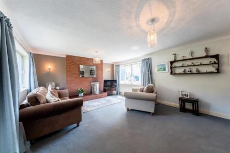 6 The Coppice-007.jpg