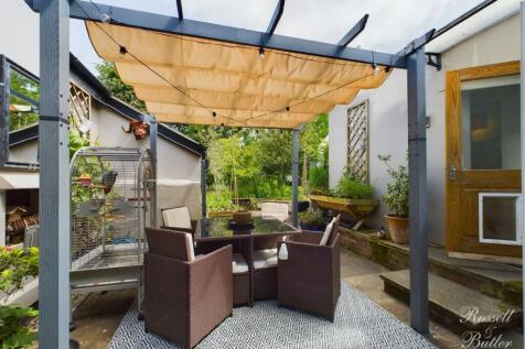 CAM01995G0-PR0051-STILL013