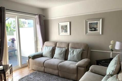 DINING ROOM/2ND RECEPTION ROOM