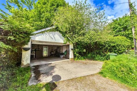 Double Garage