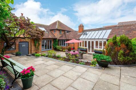 Rear Courtyard