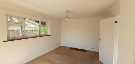 Cottagers Lane, Hordle, Lymington, SO41 photo 3