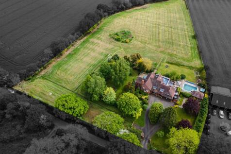 Yew Tree Croft_1 B&amp;W.jpg