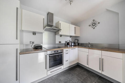 1346008-6-68b98ca...