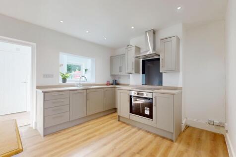 5 Fairview, Telford, Shropshire, TF2 0DF photo 4