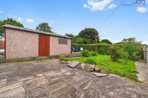 South West Facing Garden and Garage