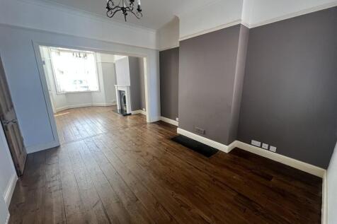 Leam Terrace, Leamington Spa photo 4