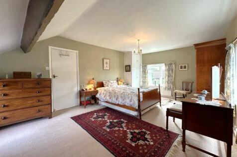 Triple Aspect Bedroom Two 767