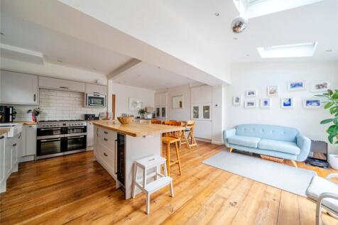 Kitchen, Family Room
