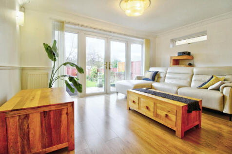 Romford, Essex, RM5 photo 3
