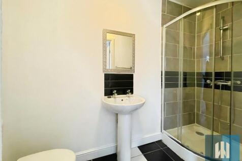 Lowerhouses Lane, Lowerhouses, Huddersfield, HD5 photo 5
