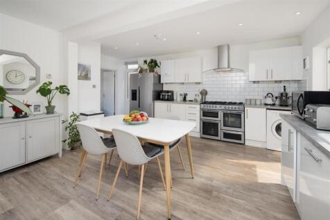 Kitchen/ Diner