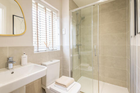 A1599 DWH Pentref Llewelyn Kirkdale en suite