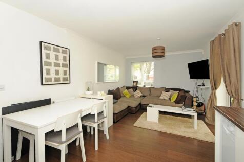 Reception Room/Dining Room