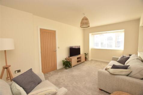 Stonegate House, West Lea Close, Leeds, West Yorkshire photo 2
