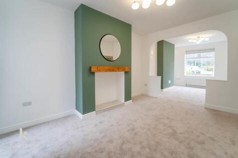 Blackburn, BB2 - property photo
