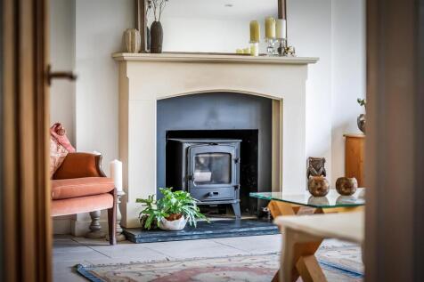12-Hurst-Close-42.jpg